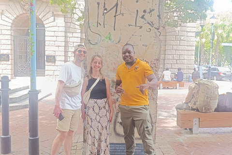 Cape Town: Apartheid History and City Walking Tour