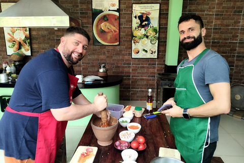 Pattaya: Thai Cooking Class with Botanical Garden Tour