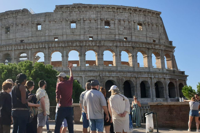 Rome's Hidden Underground Excavations & Colosseum Tour