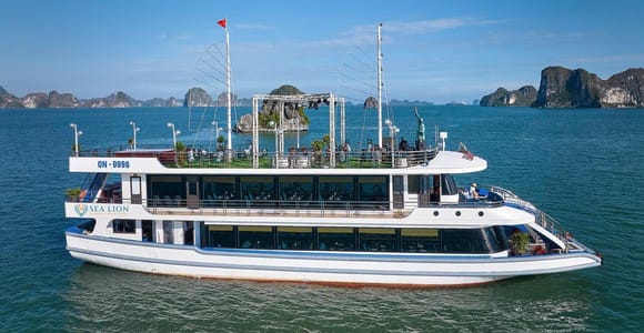 Ha Long Bay Day Trip - Buffet Lunch