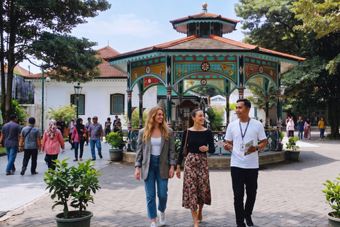 Yogyakarta: Palace, Taman Sari & Tebing Breksi Sunset Small Group Tour With Hotel Pick Up & Drop I Rest Excluded