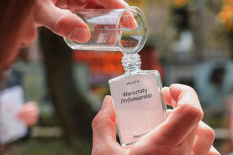 Gdańsk: Perfume Creation Workshop with Profesional Perfumer