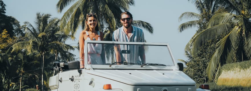 Ubud : circuit classique en Volkswagen vintage personnalisée