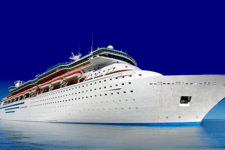 Southampton to London: Transfer with a Stop at Stonehenge Southampton Cruise Transfer via Stonehenge