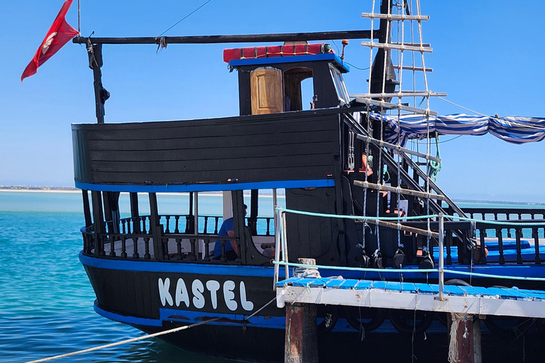 From Djerba: Pirate Day at Plage des Sables Blancs - Zarzis