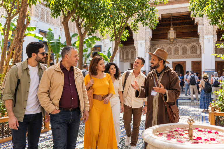 Marrakesh: Saadian Tombs, Bahia Palace, Mellah & Medina Tour Shared Group Walking Tour in English from the Meeting Point