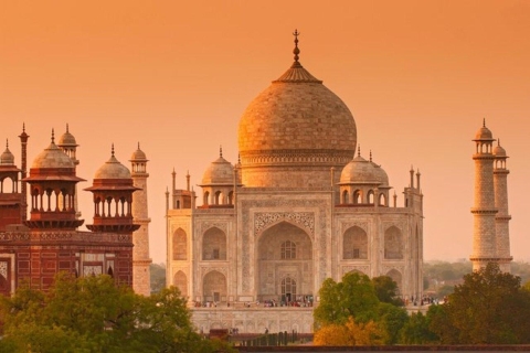 Agra: Tour Privado del Taj Mahal al Amanecer con Guía y TrasladoAgra: Visita guiada privada al Taj Mahal al amanecer