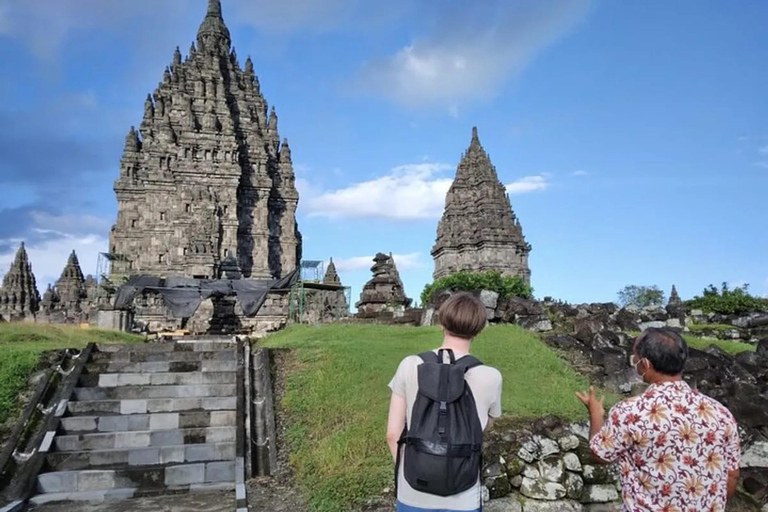 Yogyakarta: Private Guided Tour with Variety of languages Yogyakarta: Private Guided Tour with English Speaking