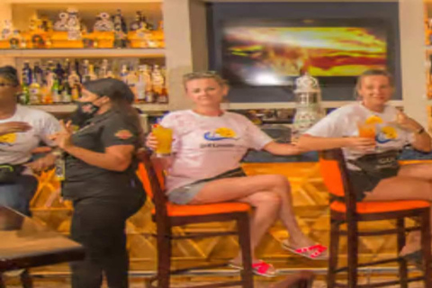 جولة خاصة في الحياة الليلية في بافارو مع المشروبات والمرشدخاص: جولة في الحياة الليلية في بافارو مع 