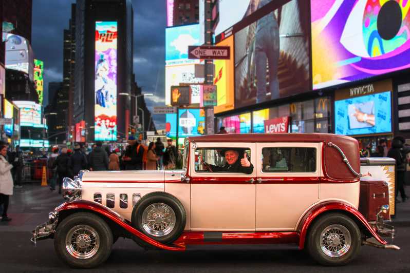 NYC: Vintage Car Night Tour