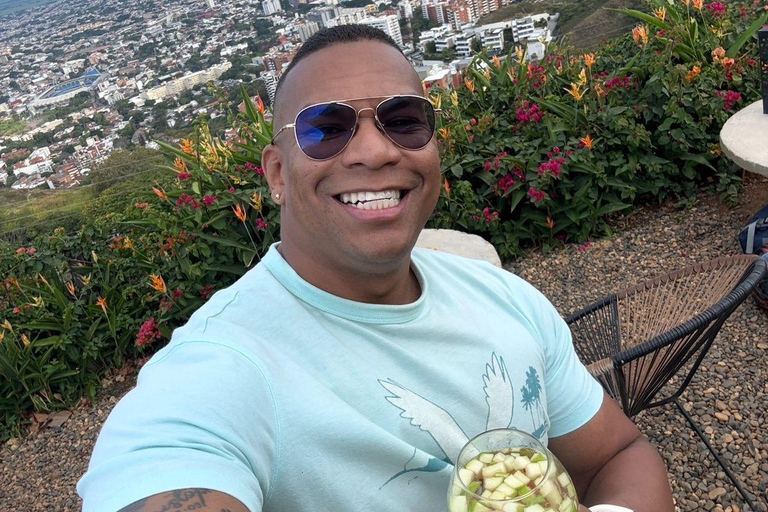 Cali: Salsa Experience with El Títere – Cali Culture and Rumba