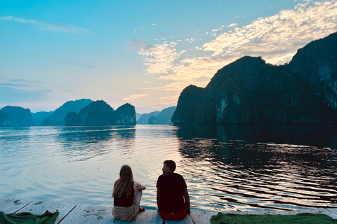 Ha Noi: 2 days Lan Ha Bay - hiking, biking, kayaking