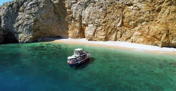 Krk: Goldener Strand und Blaue Grotte mit Begrüßungsgetränk Krk: Goldener Strand und Blaue Grotte mit Begrüßungsgetränk