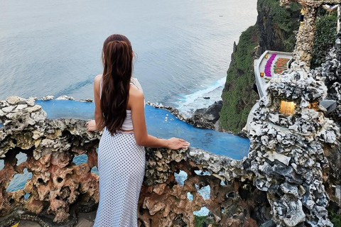 乌鲁瓦图：马利尼农业公园和凯卡克舞半日游乌鲁瓦图：马利尼农业公园和卡恰舞半日游