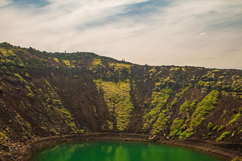 Reykjavik: Golden Circle & Waterfalls in Chinese冰岛黄金圈中文一日团 黄金圈一日游（含12号巴士站免费接送）