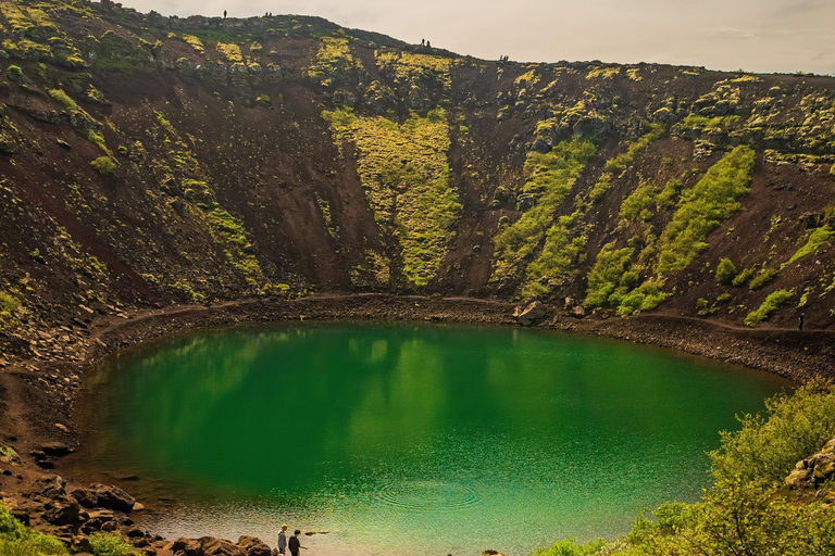 Reykjavik: Golden Circle & Waterfalls in Chinese冰岛黄金圈中文一日团 黄金圈一日游（含12号巴士站免费接送）
