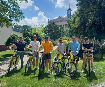 Katowice and Nikiszowiec: bicycle tour with guide