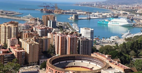 Torremolinos: Malaga Day Trip with Sightseeing Tour and VR Experience