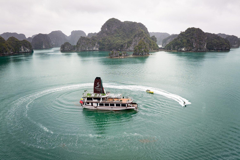 Hanoi/Cat Ba: Lan Ha Bay tour & transfer to Ninh Binh 1 day Pick up and drop off Hanoi