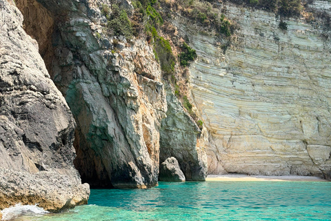 Corfu: Private Boat Cruise with Skipper & Snacks Corfu: Private Boat Cruise with Skipper & Snacks