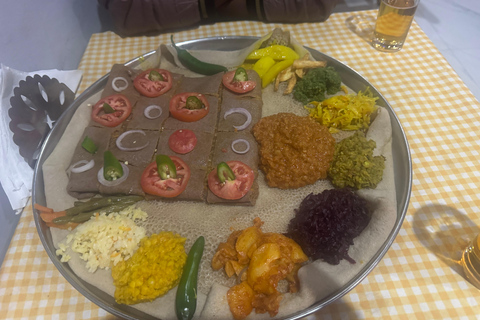 Addis Abeba: Geführte Foodtour mit Kaffeezeremonie