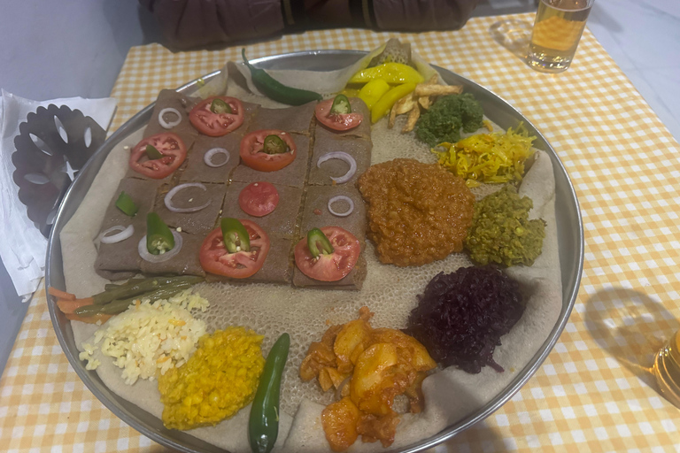 Addis Abeba: Geführte Foodtour mit Kaffeezeremonie