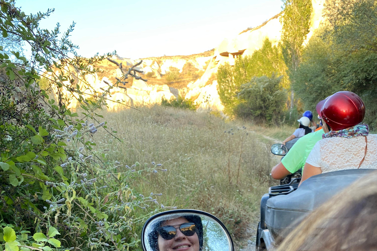 Balade en quad au coucher du soleil en Cappadoce avec traversée de la rivièreExcursion de 2 heures en quad au coucher du soleil