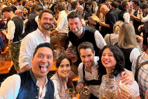 Munich: Oktoberfest Guided Tour with Beer Tent Table & Meal