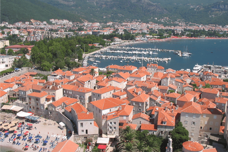 Depuis Tirana : Excursion d&#039;une journée au Monténégro, à Budva et à Kotor