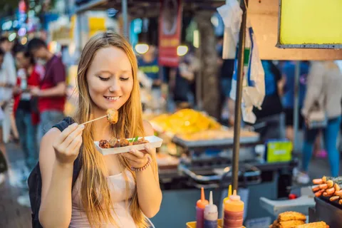 Krabi: Morning Food Tour with Local Guide