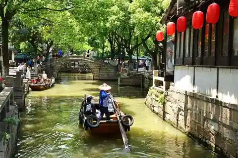 Suzhou and Tongli Water Town Private Day Trip from Shanghai