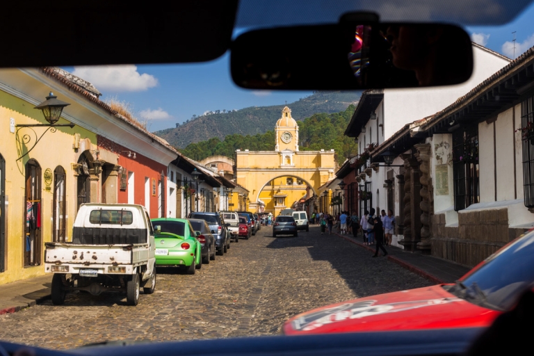 Antigua: Wspólny transport do miasta Gwatemala w jedną stronęAntigua: wspólny transport do miasta Gwatemala