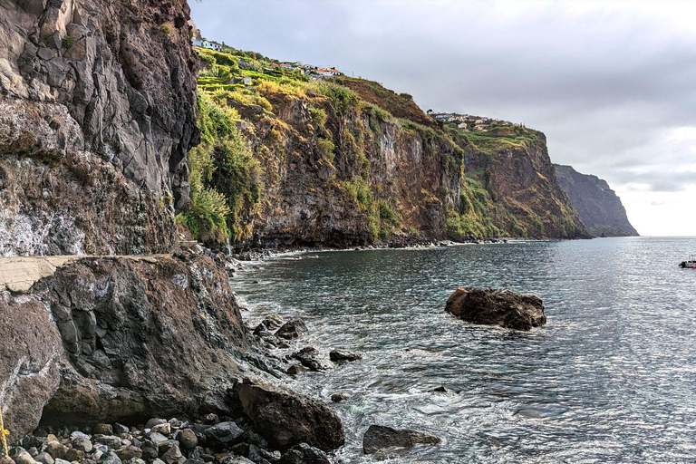 Madeira Southwest in 4h: R. Brava, P. do Sol &amp; Paúl do MarFrom Funchal: Madeira Southwest Coast Half-Day Private Trip