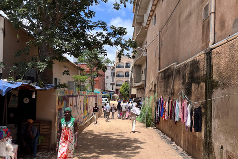 Guided tour of the Lebou village of Ngor, between culture and sea