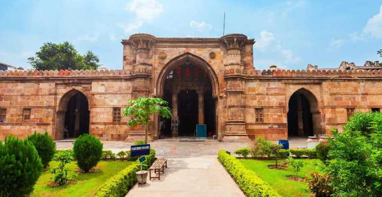 Highlights of Ahmedabad (Guided Half-Day City Tour)