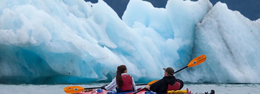 Valdez : excursion d'une journée en kayak de mer sur le glacier Columbia