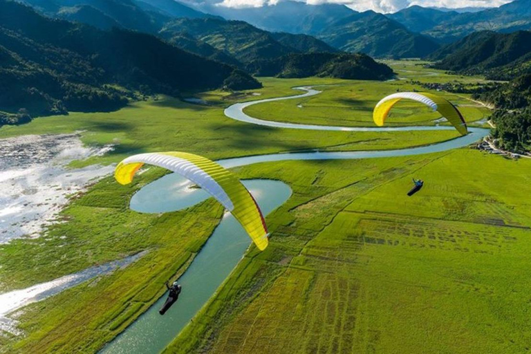 بوخارا: تجربة الطيران المظلي المثيرة مع الصور والفيديو