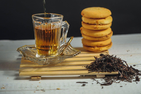 Colombo: Ceylon Tea Tasting Experience with Attractions