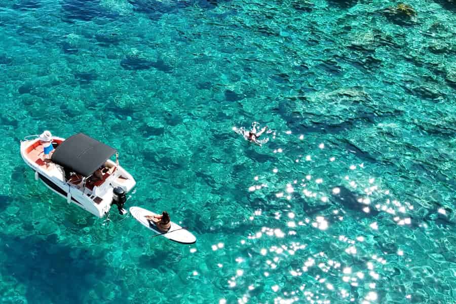 Can Picafort: 3-stündige Bootsfahrt – Schwimmen, Höhlen & Schnorcheln. Foto: GetYourGuide Can Picafort: 3-stündige Bootsfahrt – Schwimmen, Höhlen & Schnorcheln. Foto: GetYourGuide