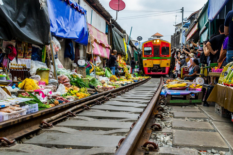 Bangkok: Recorrido por el Ferrocarril de Maeklong y el Mercado Flotante de Amphawa