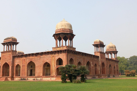 In Agra: Private Akbar’s Tomb, Mariam’s Tomb & Gurdwara Tour In Agra: Tour with Car, Driver, Guide, Entry Fees and Meal