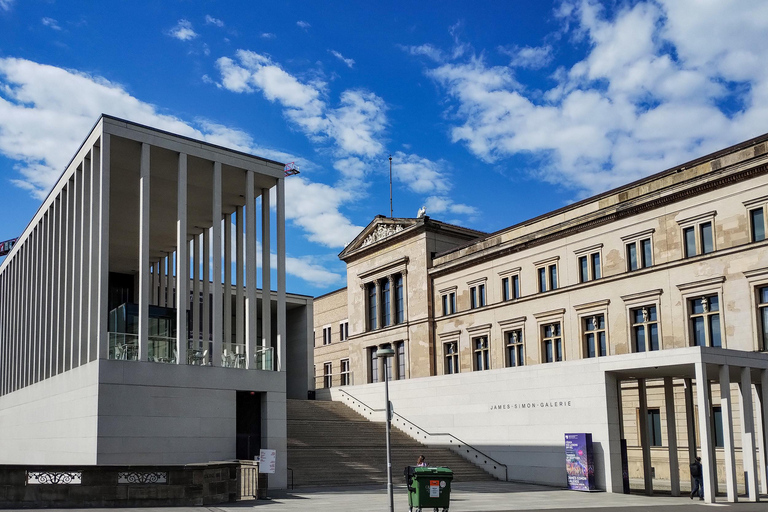 Berlin: Museum Island Guided Walking Tour Public Tour in German