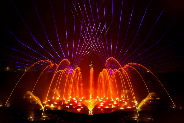 New Delhi: Akshardham Exhibition, Light and Water Show Tour.New Delhi: Akshardham Tour with Guide and Driver.