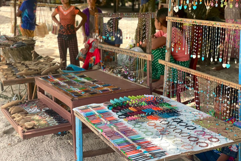 Khao Lak : Excursion de plongée en apnée dans les îles Surin avec le village Moken