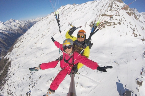 Zermatt: Tandem-Paragliding mit Matterhorn-Blick