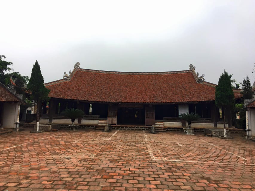 Duong Lam Ancient Village and Van Phuc Silk Village Day Tour | GetYourGuide