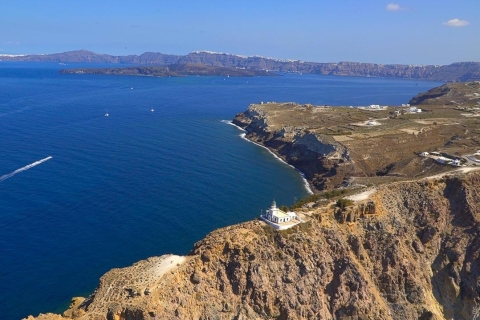 Van Santorini: privé enkele helikoptervlucht naar eilandenHelikoptervlucht van Santorini naar Chania