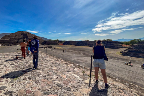 Teotihuacan: Private Tour with Archeologist & Hotel Pick-up