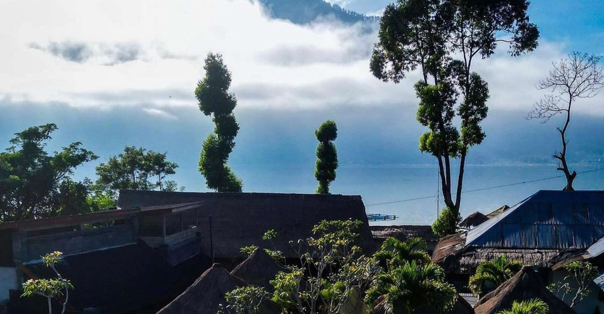Batur, heiße Quellen, Taman Sari Wasserfall und Tirta Empul - Hizvo