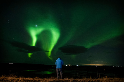 Excursión a Reikiavik para ver auroras boreales en 4x4. Grupo reducido Premium